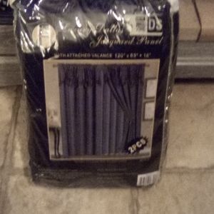 luxury Dallas jacquard panels.